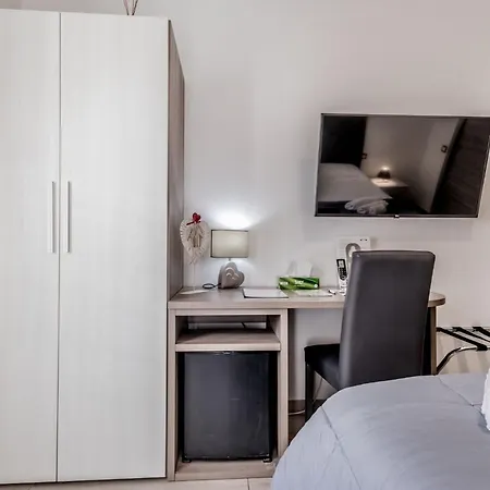 בית הארחה Casa Casu רומא