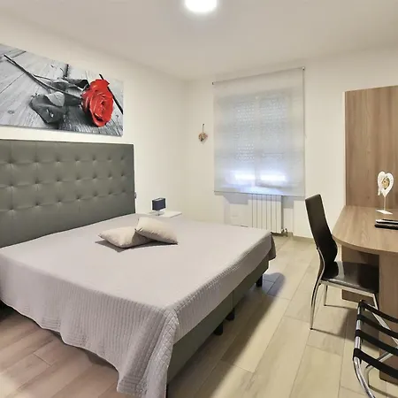 Πανσιόν Casa Casu 4*